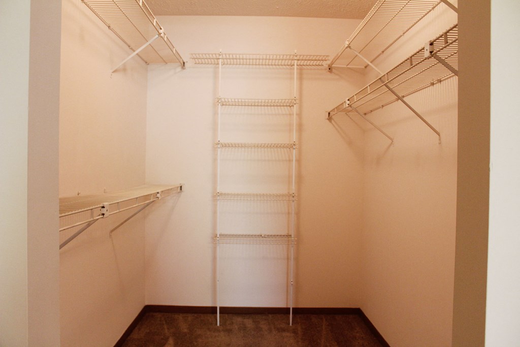 Closet at Wyndemere Apartments, Franklin, OH