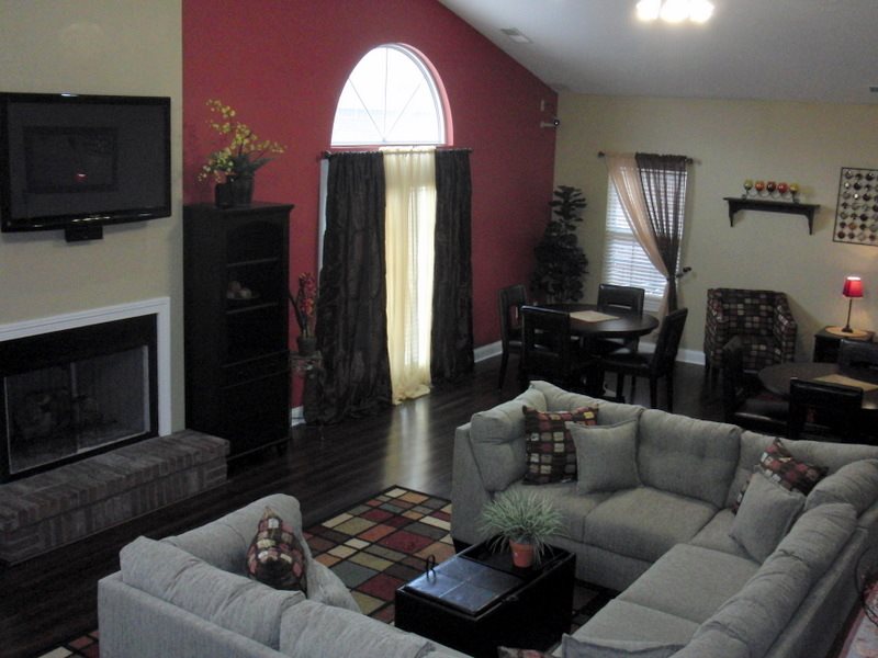 Barton Farms Apartments in Greenwood, IN