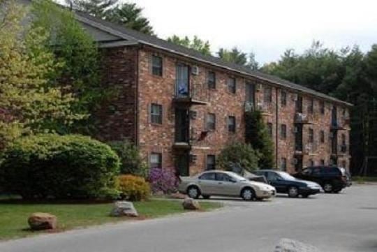 150/154 Blueberry Ln 1-2 Beds Apartment for Rent - Photo Gallery 1