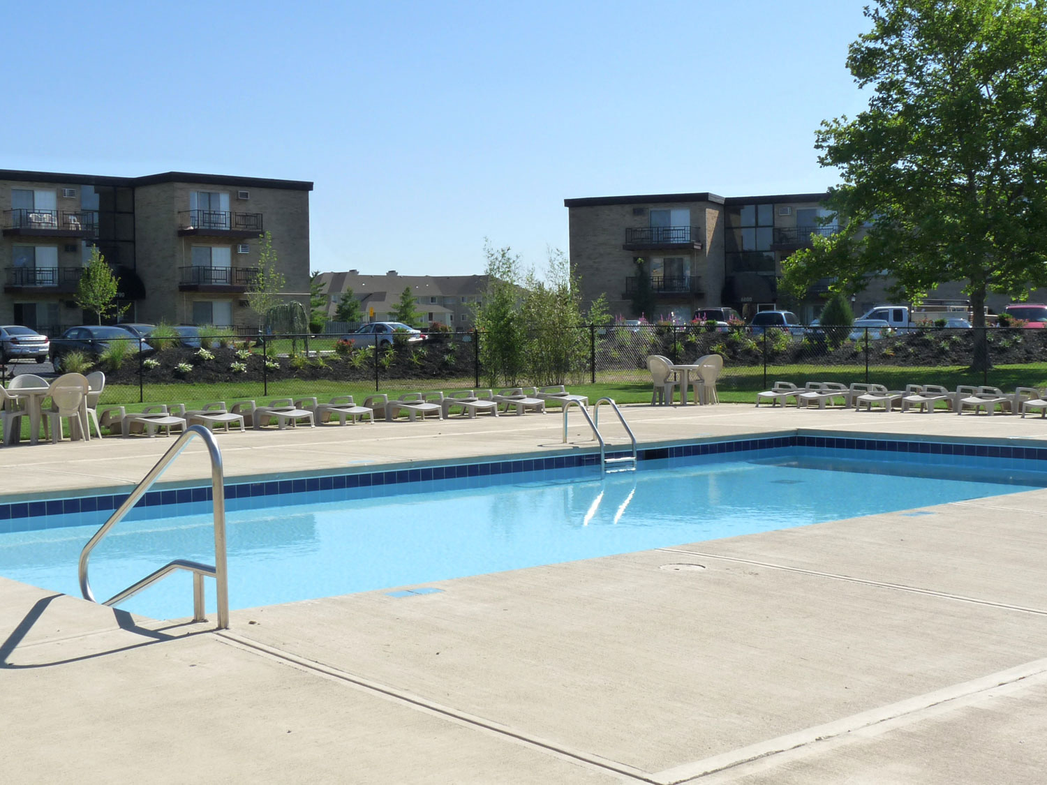 Lakota Lake Apts West Chester Neighborhood