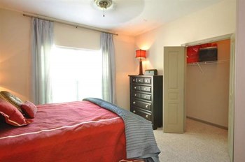 Zzz-Heights At Allen Station