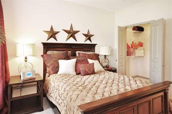 Zzz-Heights At Allen Station