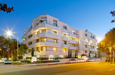 805 South Wooster Street Studio-2 Beds Apartment for Rent