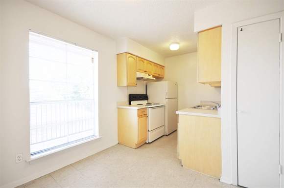 Cherrybrook Apartments 3100 W Walnut St Garland Tx