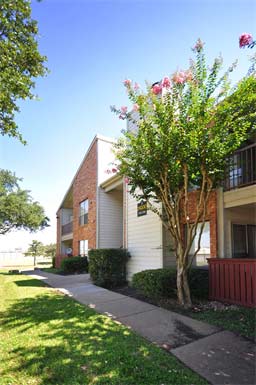 Falltree Apartments, 19200 LBJ Freeway, Mesquite, TX - RENTCafé
