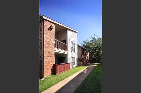 Falltree Apartments, 19200 LBJ Freeway, Mesquite, TX - RENTCafé