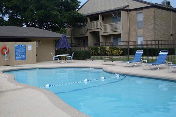 Foxwood Apartments 1217 Hillcrest Mesquite Tx Rentcaf 233