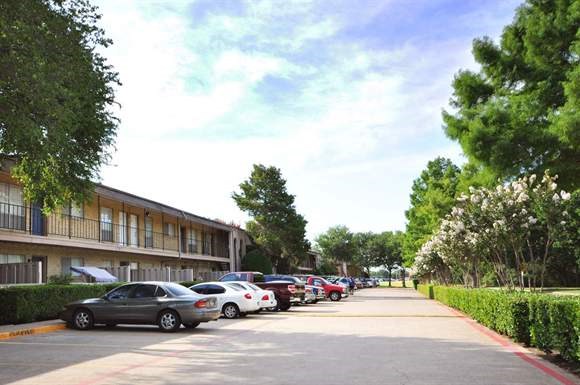 Riverglen Apartments 1702 Edgefield Dr Garland Tx