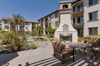 241 North Courtland Street 1-2 Beds Apartment for Rent - Photo Gallery 6