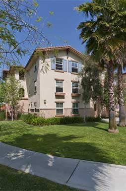 121 W. Phillips Blvd. 1-2 Beds Apartment for Rent - Photo Gallery 2