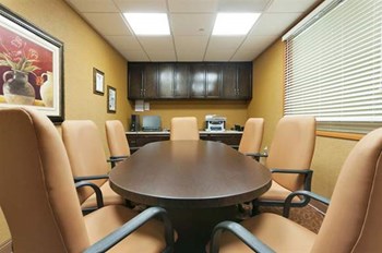 9640 Van Nuys Blvd. 1-2 Beds Apartment for Rent - Photo Gallery 6