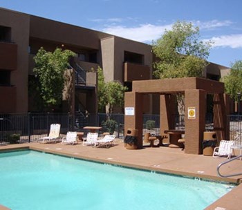 601 West Ocotillo Road 1-2 Beds Apartment for Rent - Photo Gallery 3