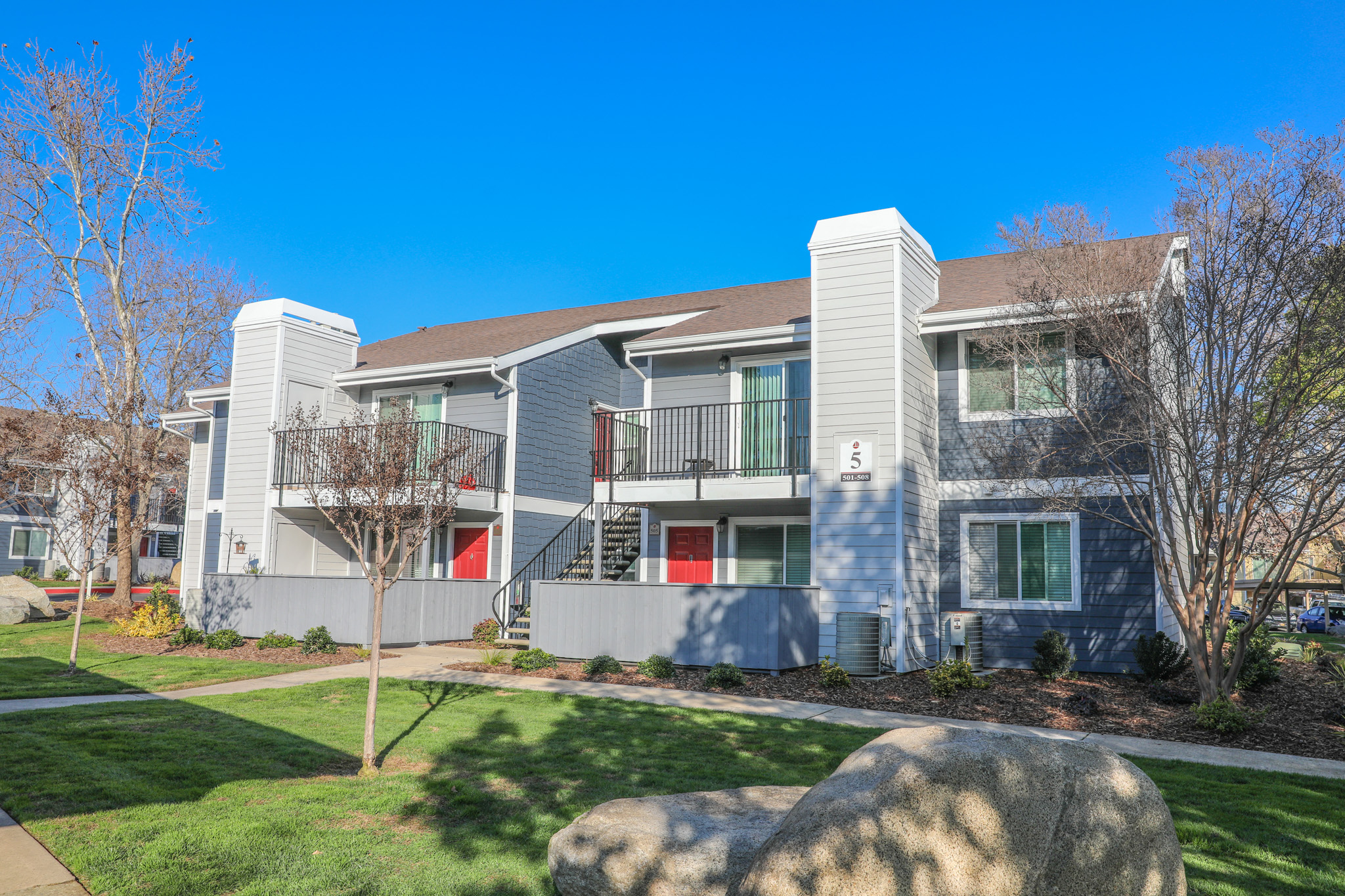 Lake Pointe Community