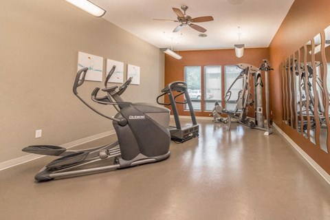 the gym at the monarch apartments