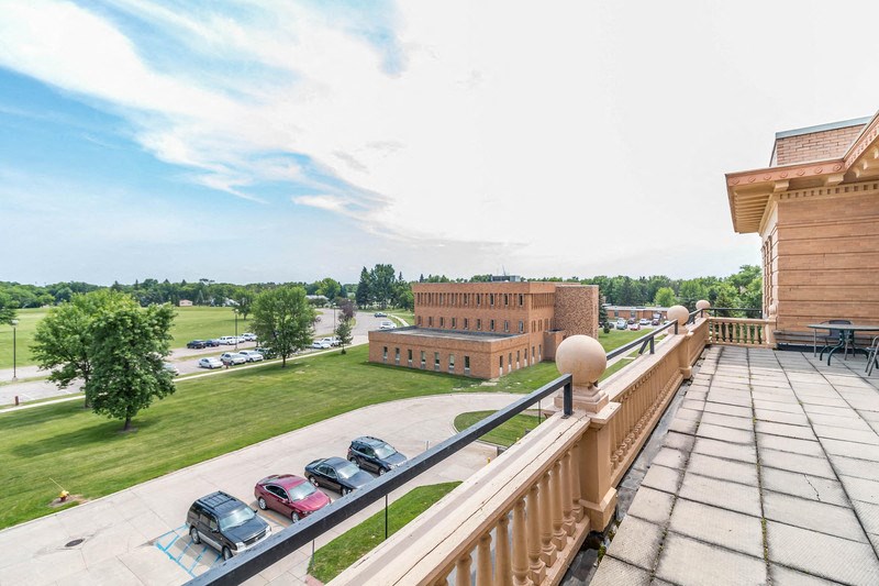 the view of the campus from the balcony of the administration building