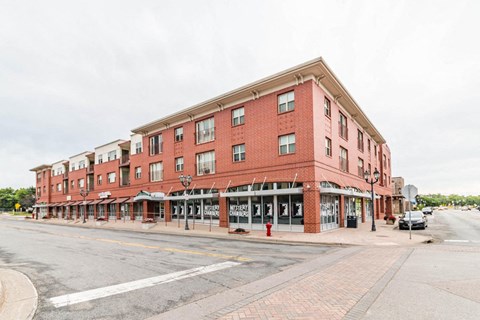 the building where the hotel is located is on the corner of a street