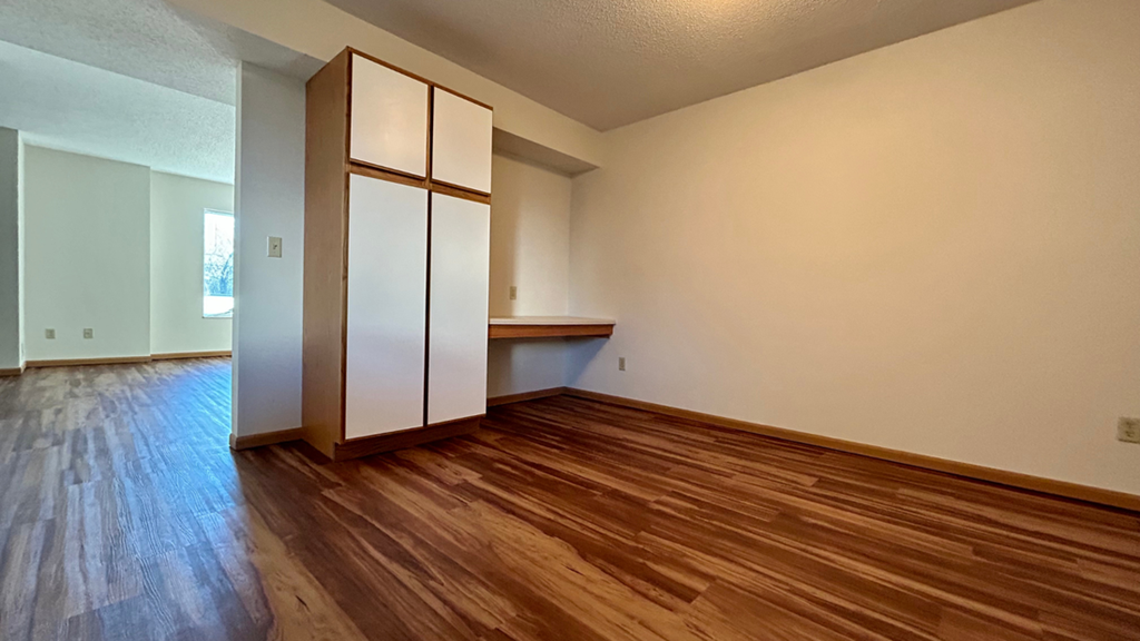 Kestrel Meadows Townhomes, 38516 Oakview Circle, North Branch, MN