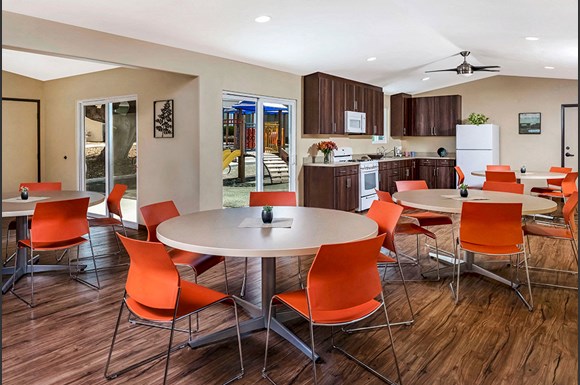 Del Prado Apartments 3878 Beyer Blvd San Diego Ca Rentcafe