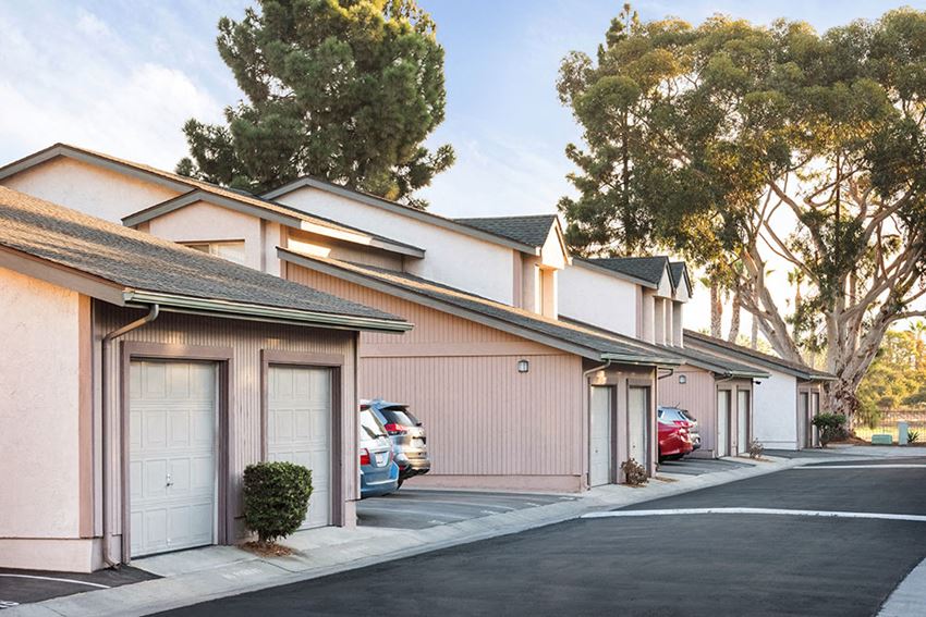 2885 Palm Avenue 2 Beds Apartment, Affordable for Rent - Photo Gallery