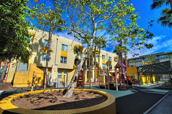 4071 39th Street 1-4 Beds Apartment, Affordable for Rent - Photo Gallery 3