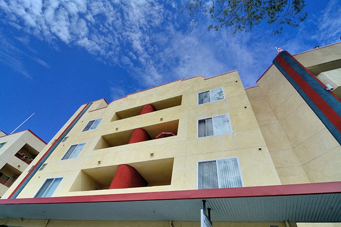 the building in which the hotel is located