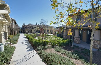 14045 Brighton Avenue 2-3 Beds Apartment, Affordable for Rent - Photo Gallery 5