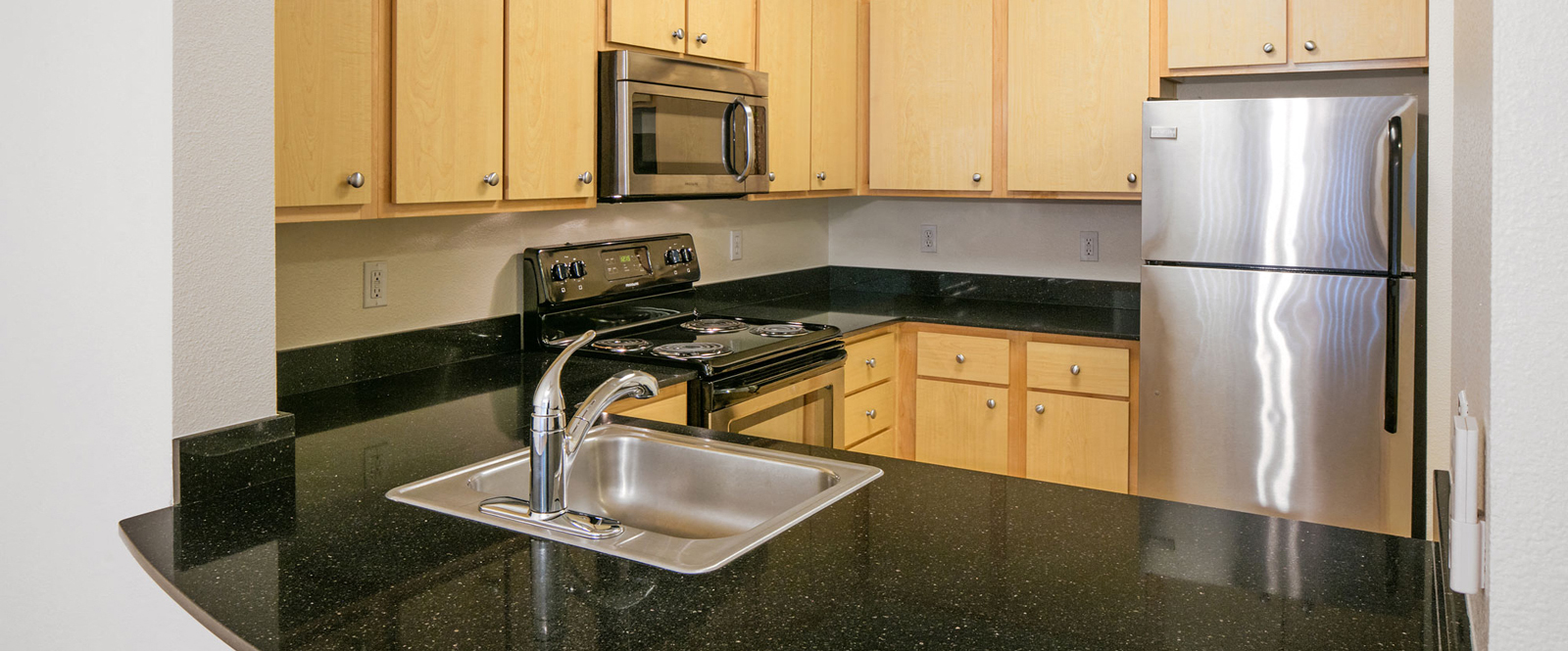 Collins Circle Apartments In Portland Or