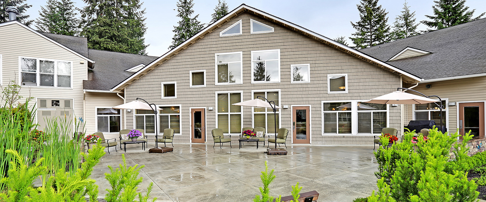 Windsor Square Retirement Community Apartments in Marysville, WA