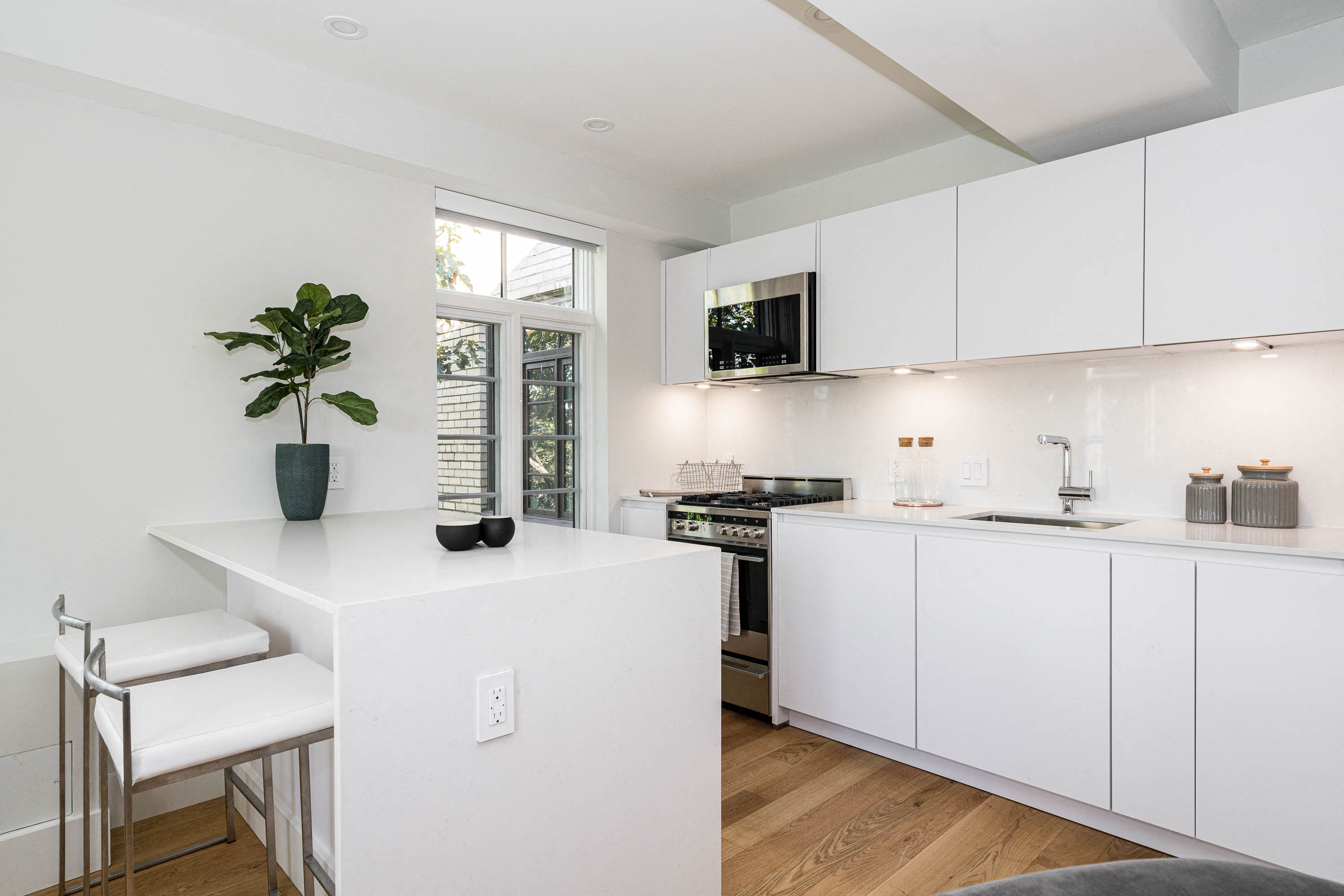 open concept luxury kitchen