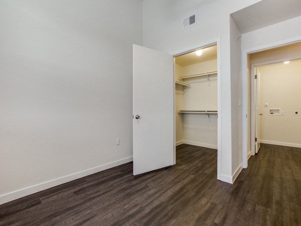 Creative Aviator Apartments San Antonio Texas for Large Space