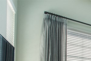 Bedroom natural light 2700 Charlotte Large windows allow ample natural light Nashville TN - Midtown - Photo Gallery