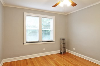 1530 N. Austin Blvd. 1-2 Beds Apartment for Rent - Photo Gallery 4