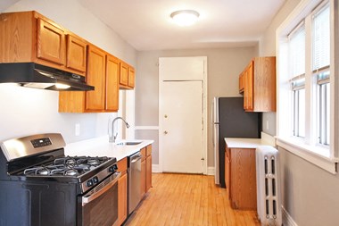 24-32 Washington Blvd 1 Bed Apartment for Rent Photo Gallery 1