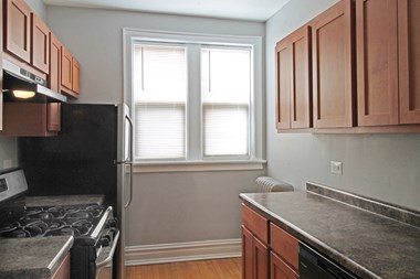 24 Washington Blvd. 1-2 Beds Apartment for Rent