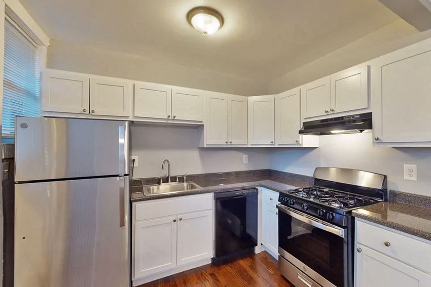 347 S Harvey Ave. 1-2 Beds Apartment for Rent - Photo Gallery 1