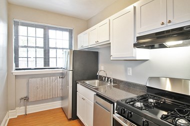 415 S. Taylor Ave. 3 Beds Apartment for Rent