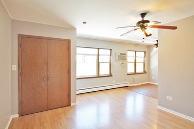 501 N. Lombard Ave. 2 Beds Apartment for Rent