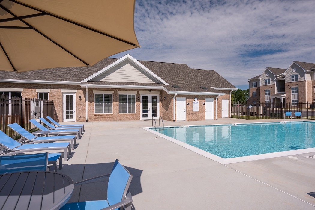 our apartments have a pool and lounge chairs