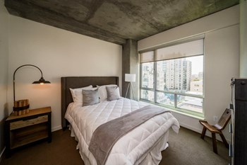 Luxury One Bedroom Apartments in San Francisco CA - Etta Fitness Bedroom - Photo Gallery 10