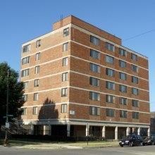 5800 S Michigan Ave 2-3 Beds Apartment for Rent