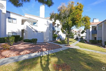 8440 Westcliff Drive 1-3 Beds Apartment for Rent - Photo Gallery 5