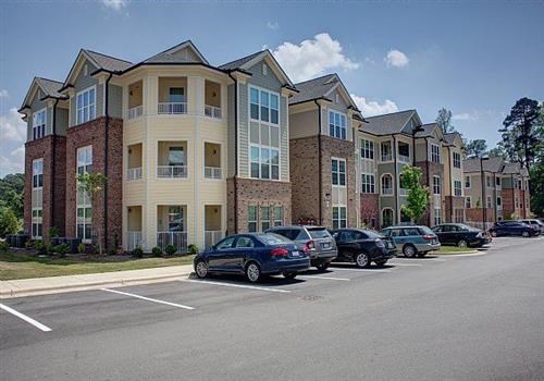 Bell Apartment Living | Apartments in holly springs, NC