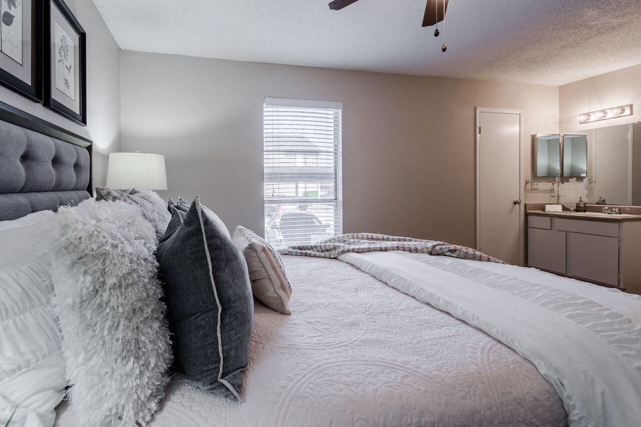 Large walk-in closet   at Country Square, Carrollton