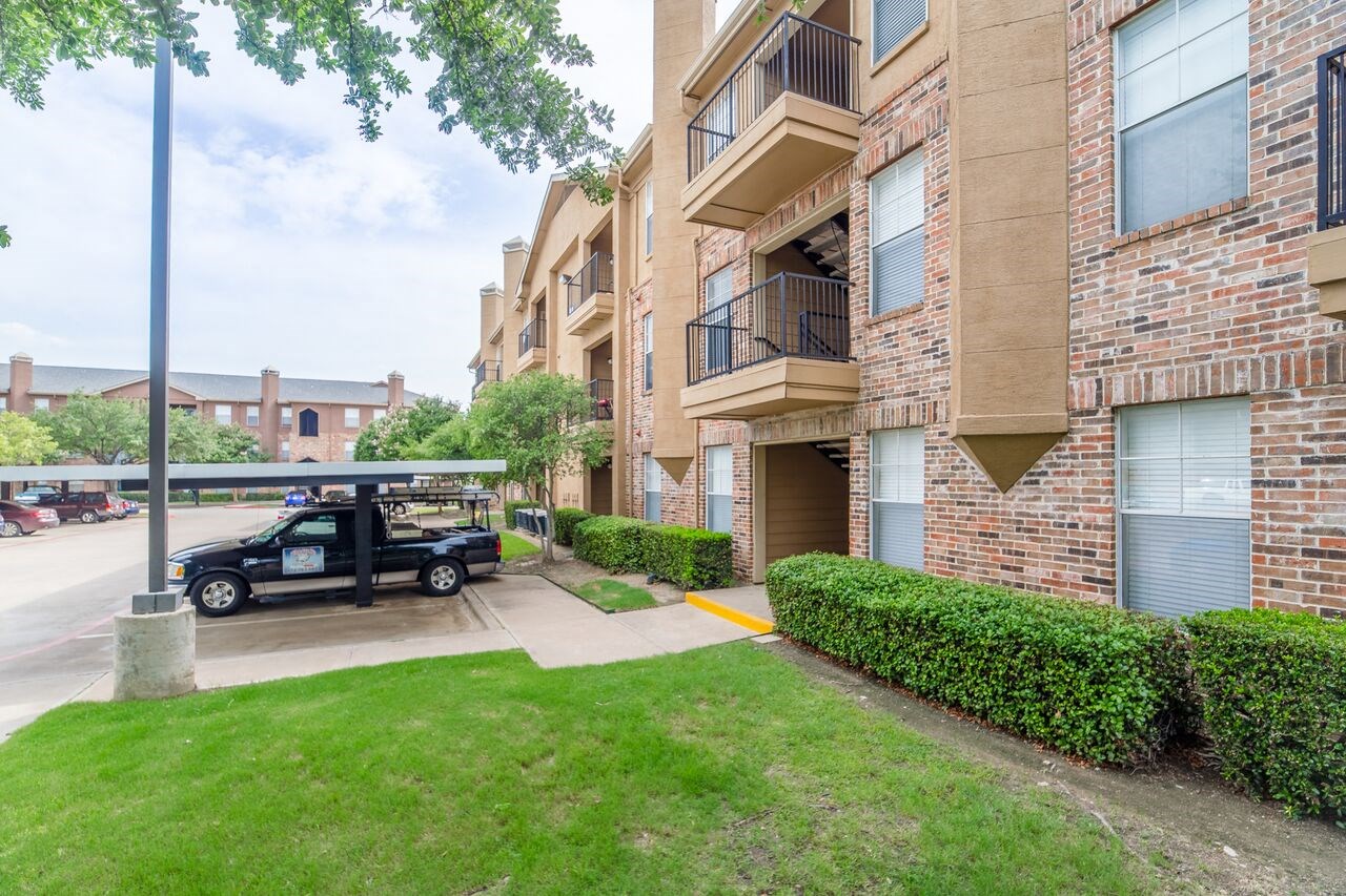 Edgewater Apartments, 800 Lakeside Circle, Lewisville, TX RentCafe