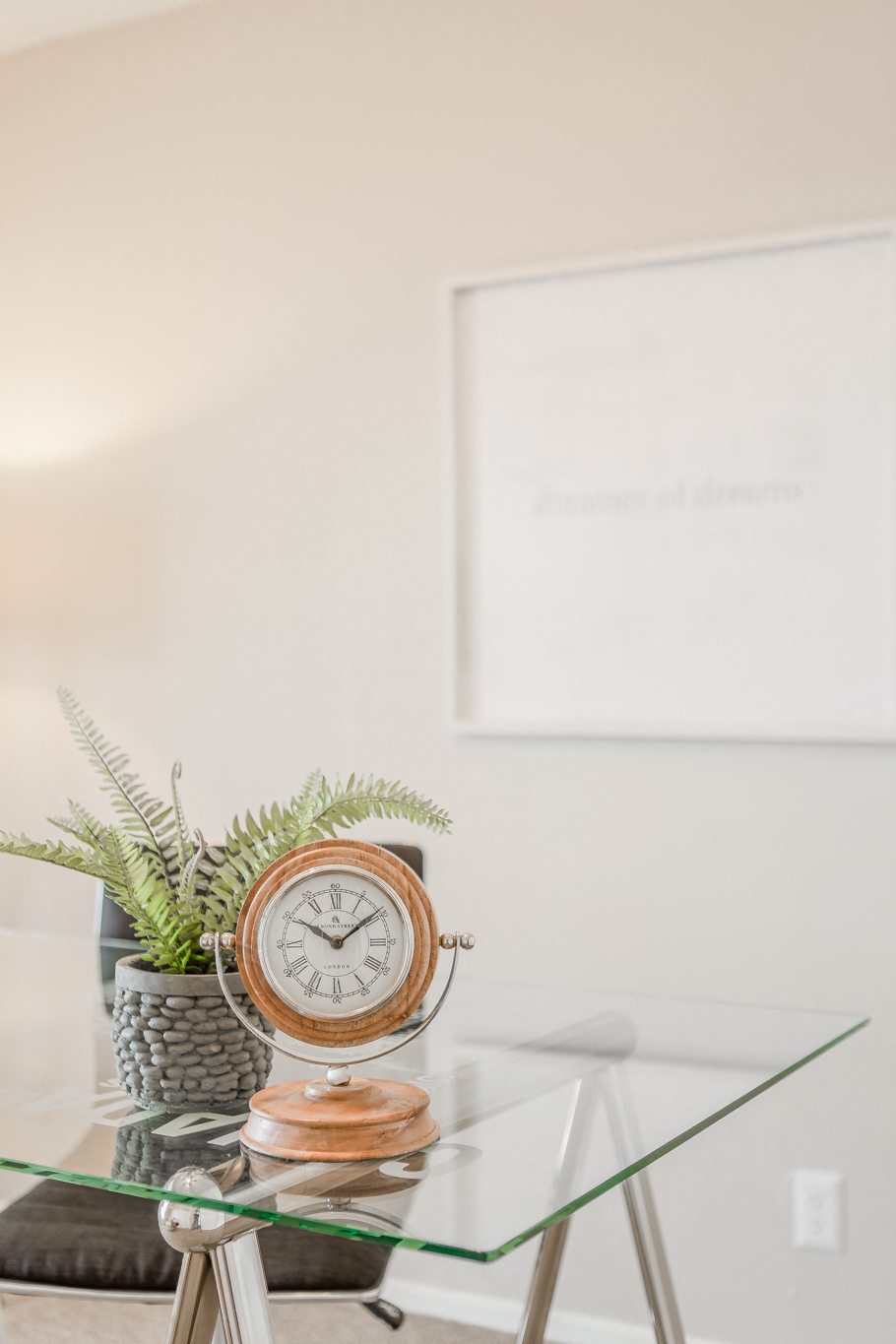 Clock And Decor  at Wildwood, Temple, TX 