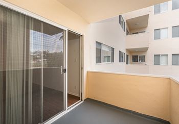 Patio/Balcony*
