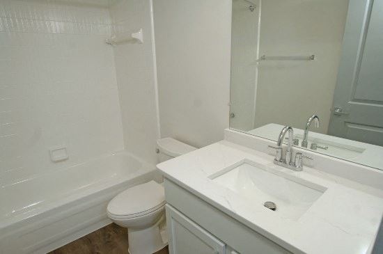 42256 Addison Avenue 1-2 Beds Apartment for Rent - Photo Gallery 1