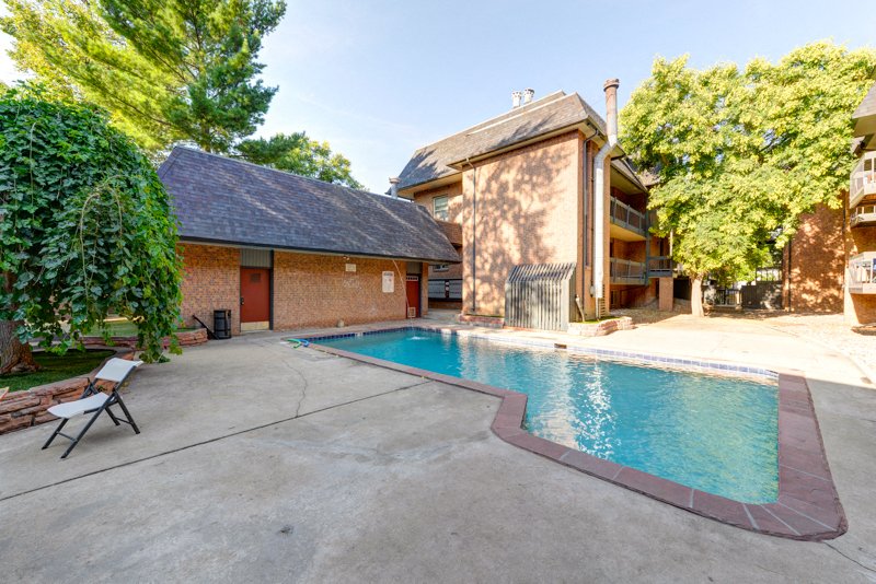 1065 University Avenue Unit #102