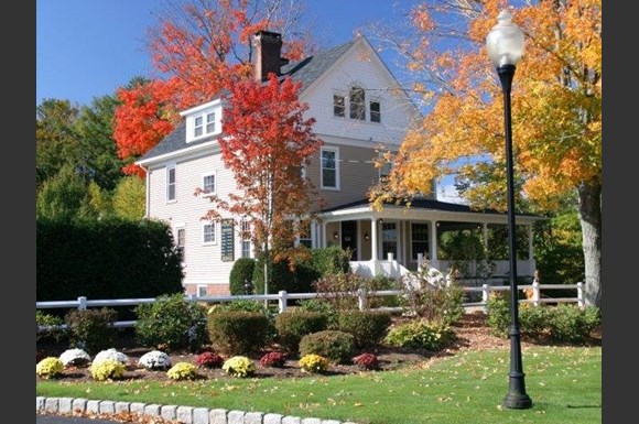 Ardenwood Apartments 100 Avalon Haven Drive North Ct Rentcafé North Haven Photo Gallery 1