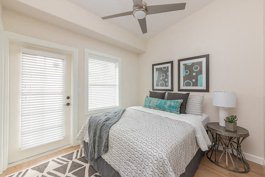 Santa Cruz Apartments for Rent - The Breakers Bedroom